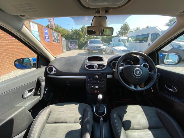 Used Renault Clio 2009 for sale - 75531080: Photo 8