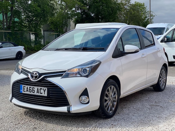 Used Toyota Yaris 2016 for sale - 75609033: Photo 19