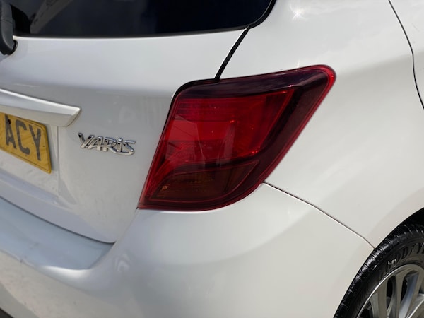 Used Toyota Yaris 2016 for sale - 75609033: Photo 28