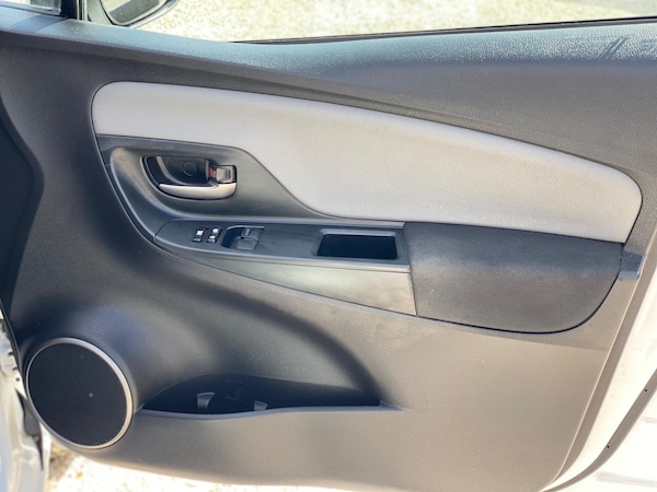 Used Toyota Yaris 2016 for sale - 75609033: Photo 31