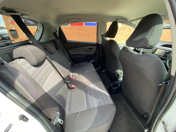 Used Toyota Yaris 2016 for sale - 75609033: Photo 52