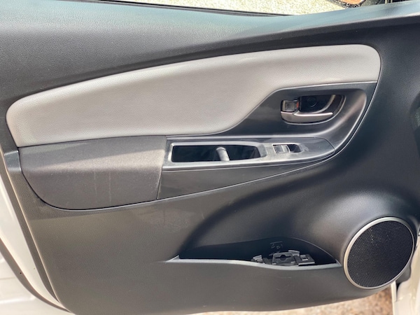 Used Toyota Yaris 2016 for sale - 75609033: Photo 58