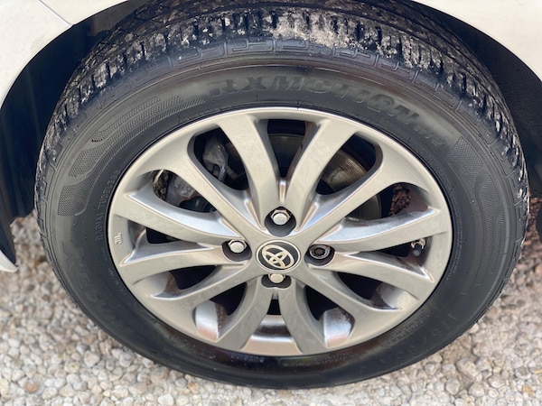 Used Toyota Yaris 2016 for sale - 75609033: Photo 60