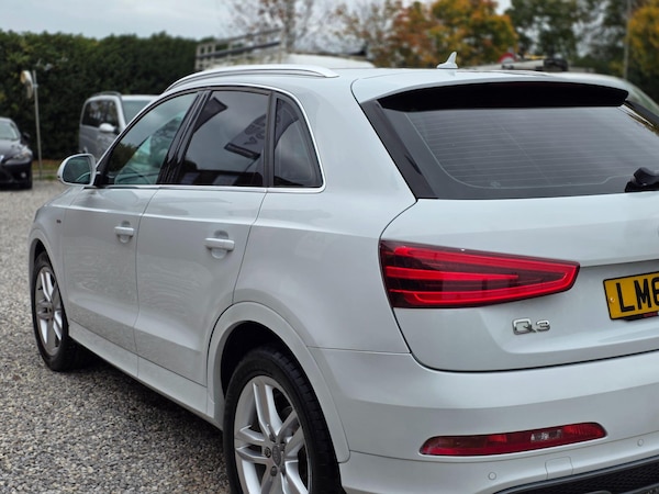 Used Audi Q3 2013 for sale - 76306868: Photo 32