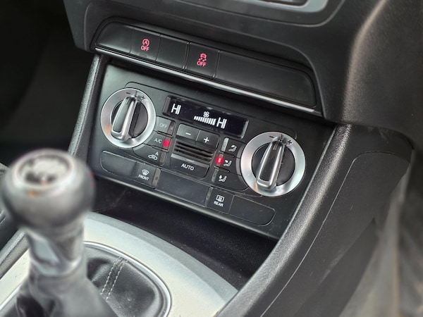Used Audi Q3 2013 for sale - 76306868: Photo 37