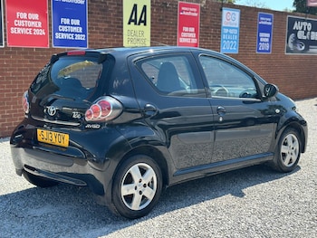 Used Toyota AYGO 2013 for sale - 79373573: Photo