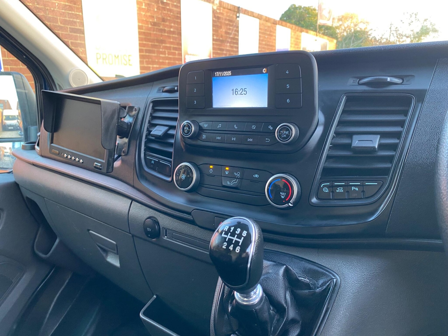 Used Ford Transit 2022 for sale - 76512098: Photo 37