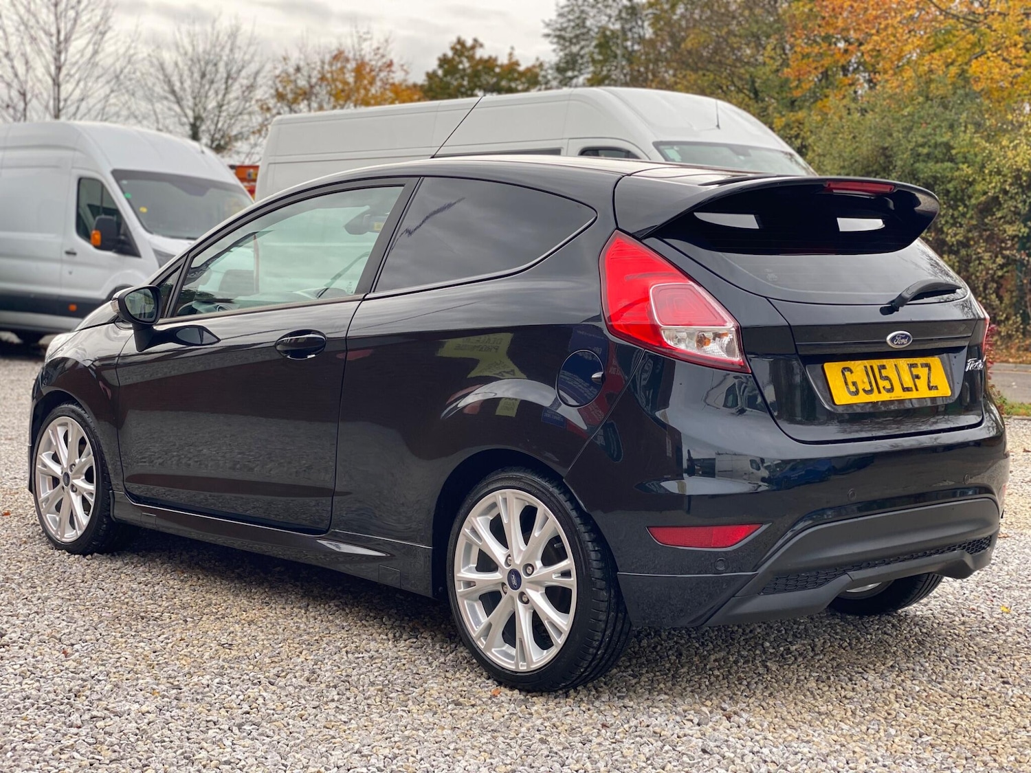 Used Ford Fiesta Van 2015 for sale - 76424905: Photo 4