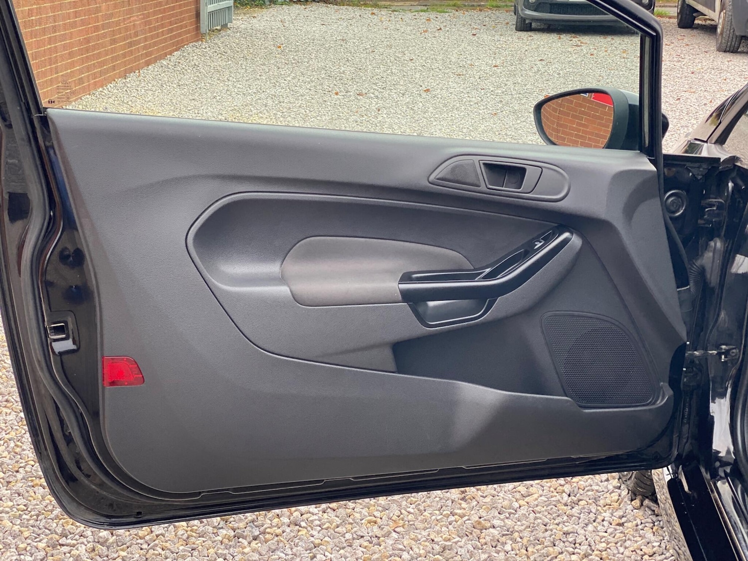 Used Ford Fiesta Van 2015 for sale - 76424905: Photo 44