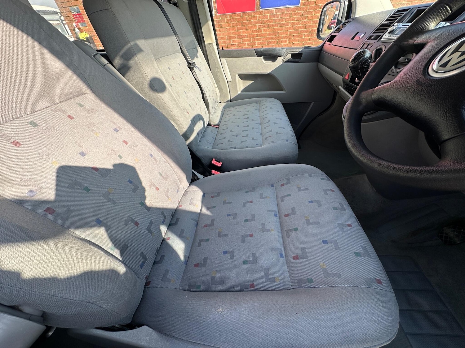 Used Volkswagen Transporter Shuttle 2005 for sale - 77982731: Photo 23