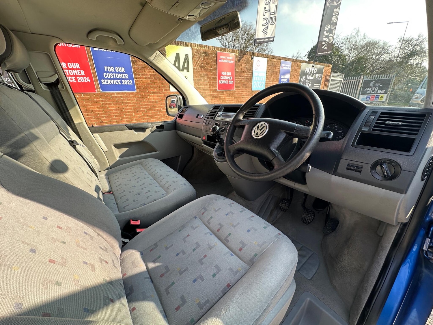 Used Volkswagen Transporter Shuttle 2005 for sale - 77982731: Photo 5