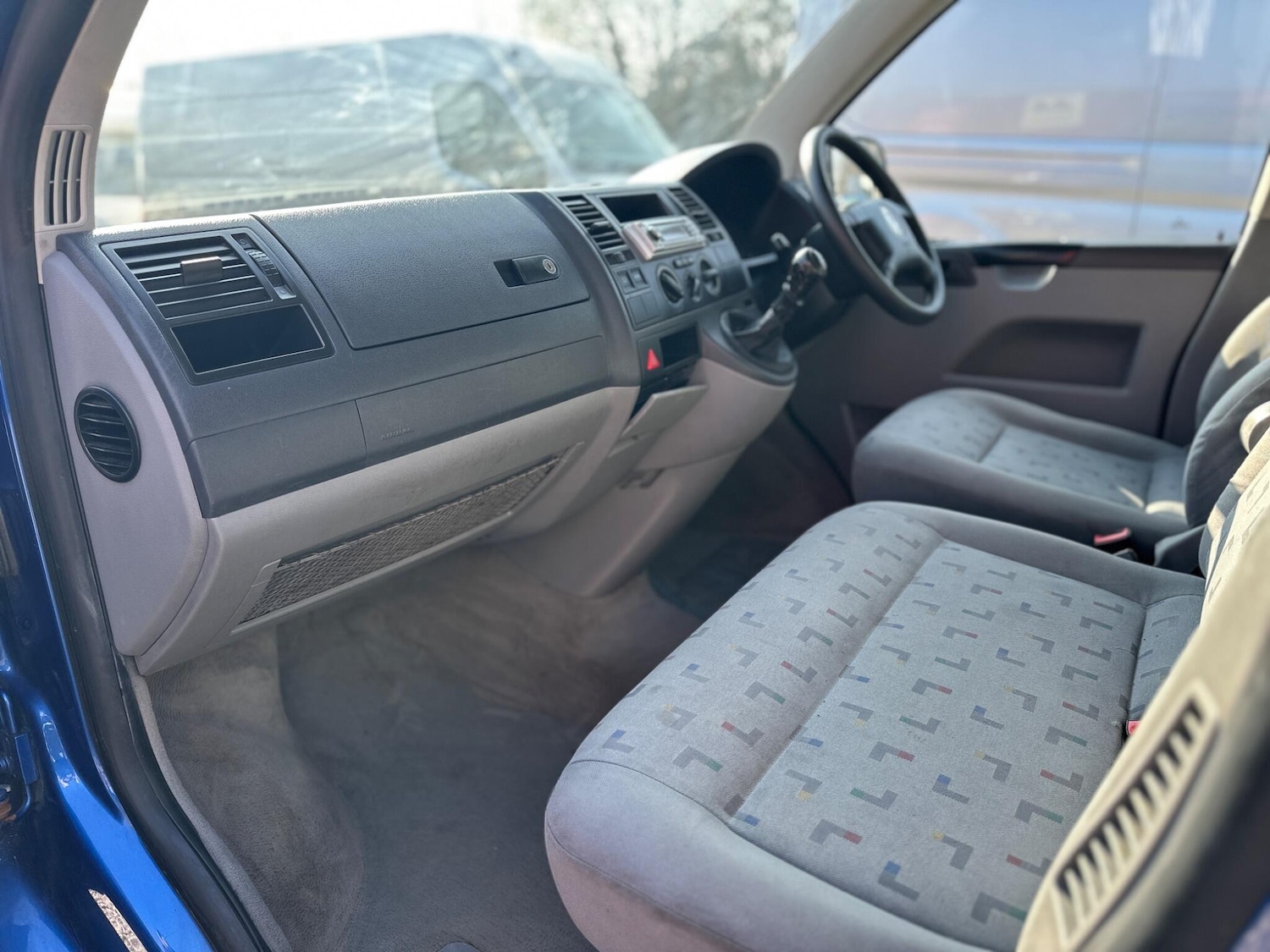 Used Volkswagen Transporter Shuttle 2005 for sale - 77982731: Photo 7