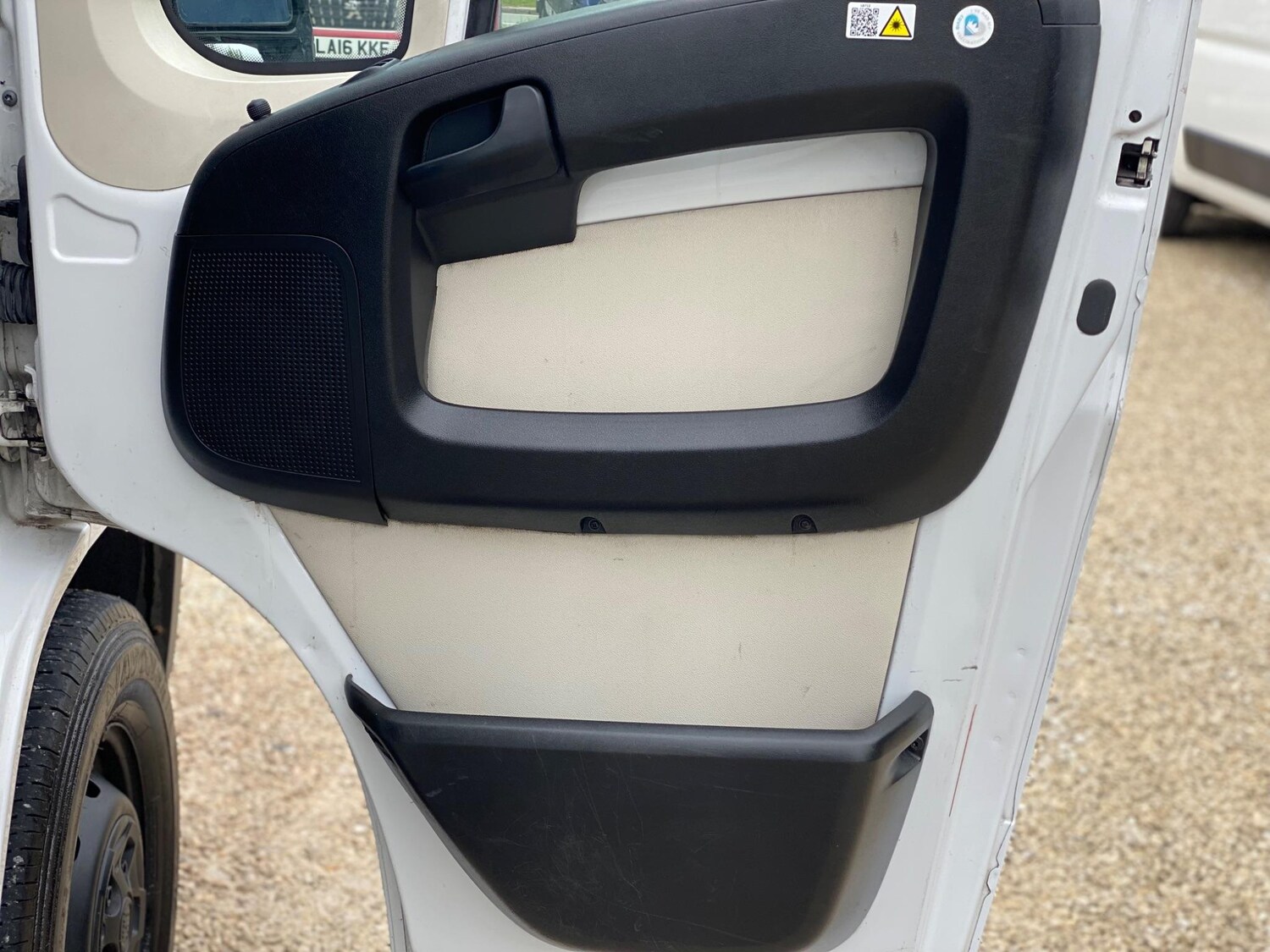 Vehicle 29