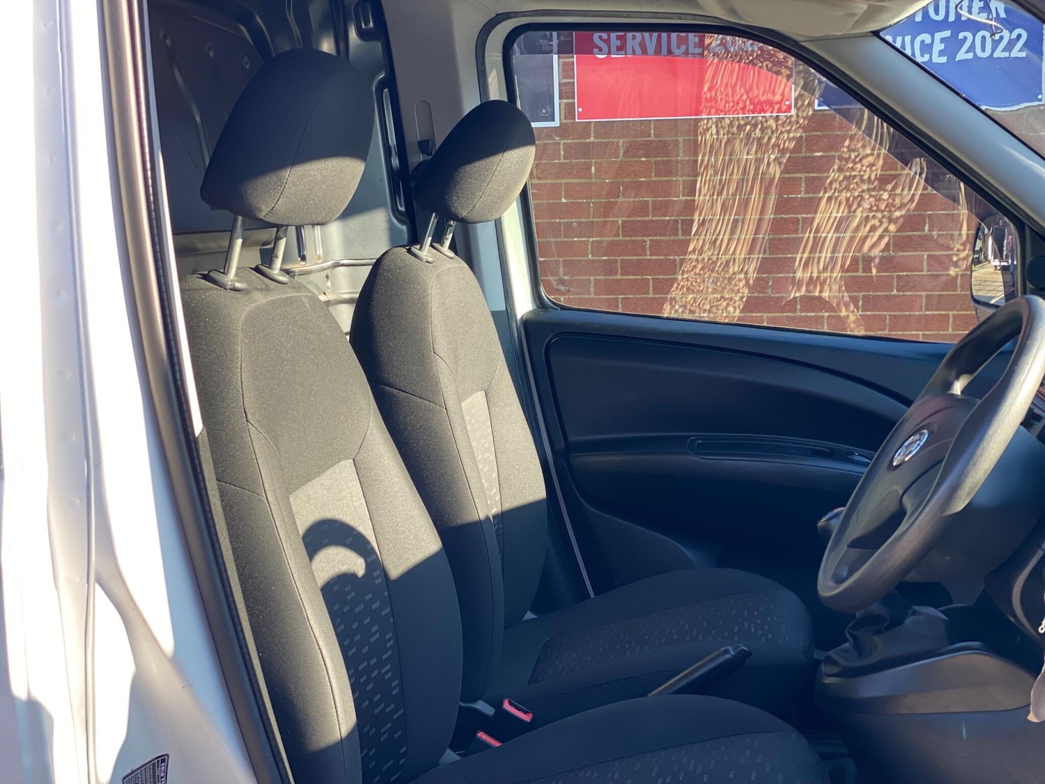 Used Vauxhall Combo 2018 for sale - 76823825: Photo 19