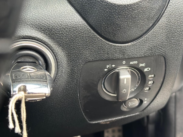 Used Mercedes-Benz SLK 2008 for sale - 75351323: Photo 40