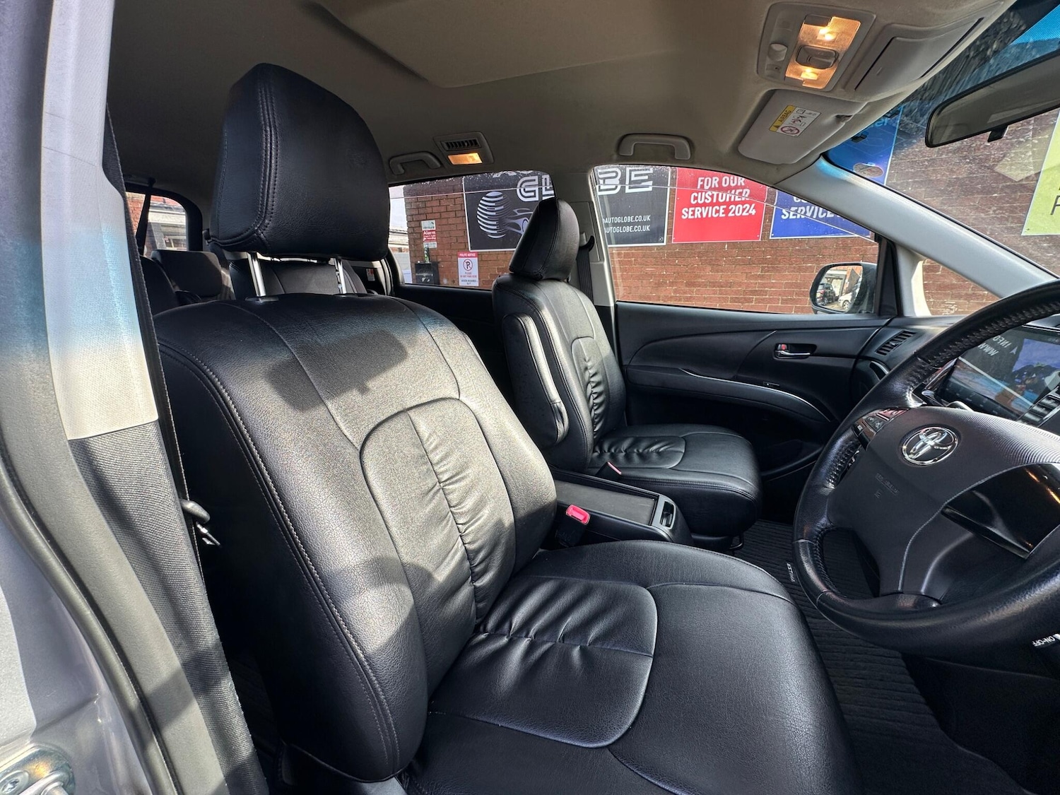 Used Toyota Estima 2025 for sale - 77637494: Photo 33