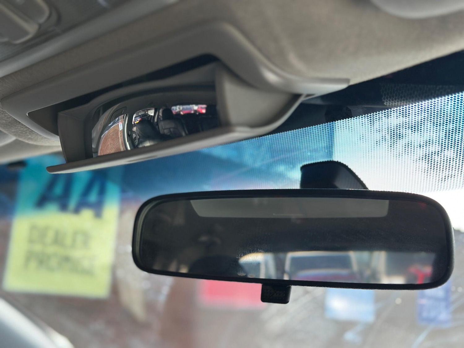 Used Toyota Estima 2025 for sale - 77637494: Photo 64