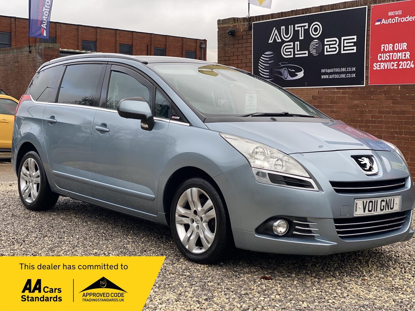 Used Peugeot 5008 2011 for sale - 76759416: Photo 1