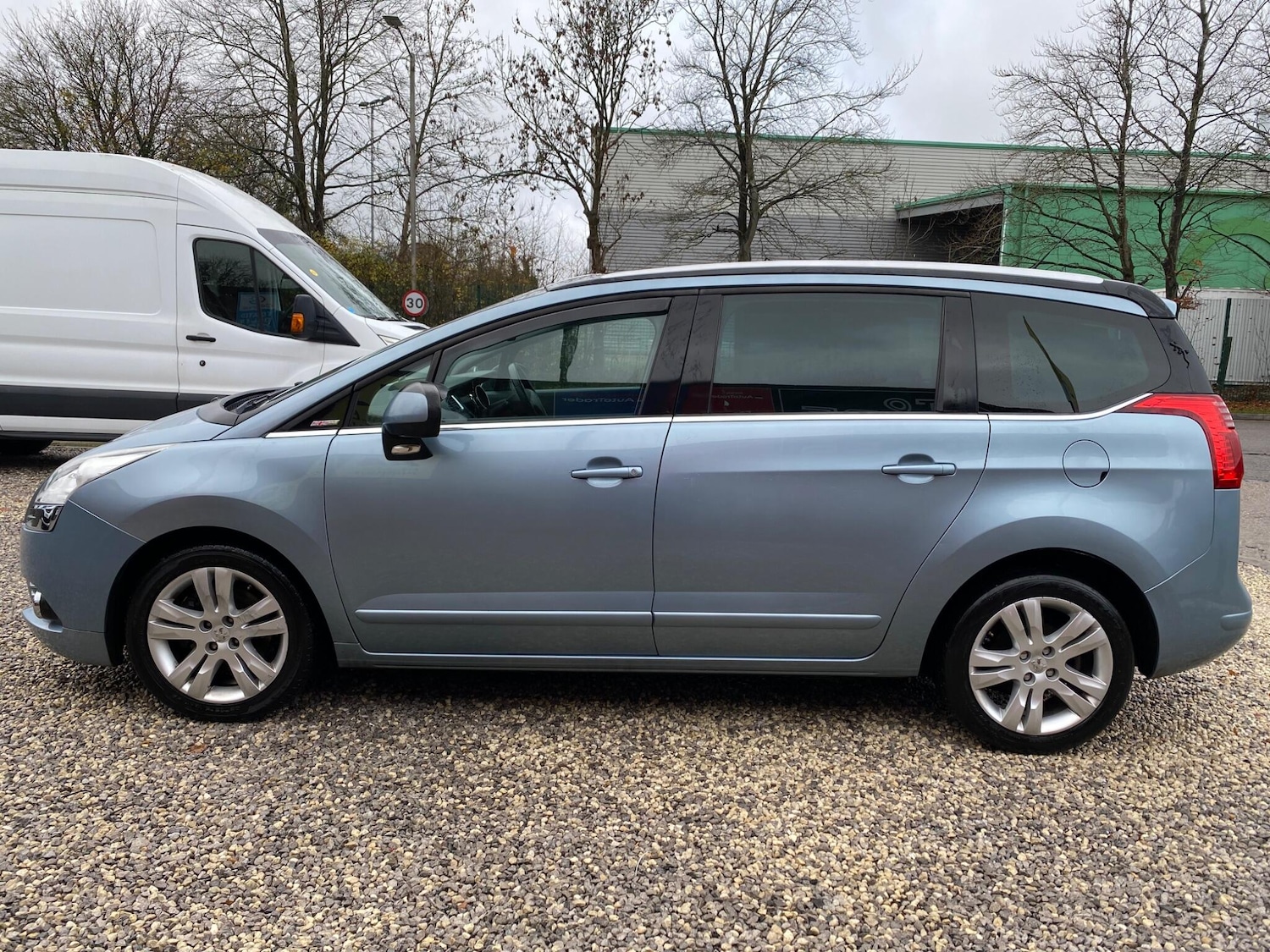 Used Peugeot 5008 2011 for sale - 76759416: Photo 14