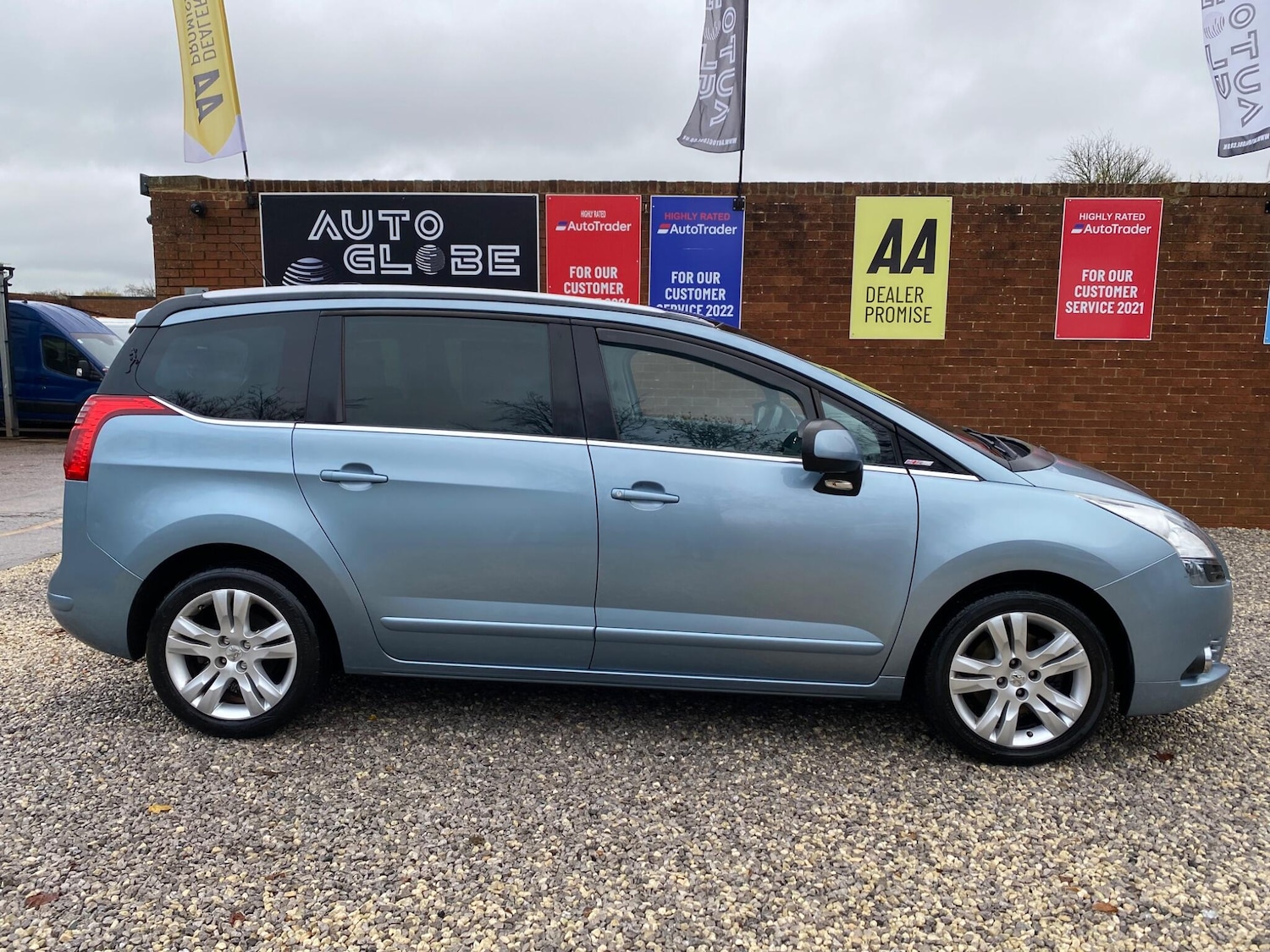 Used Peugeot 5008 2011 for sale - 76759416: Photo 17