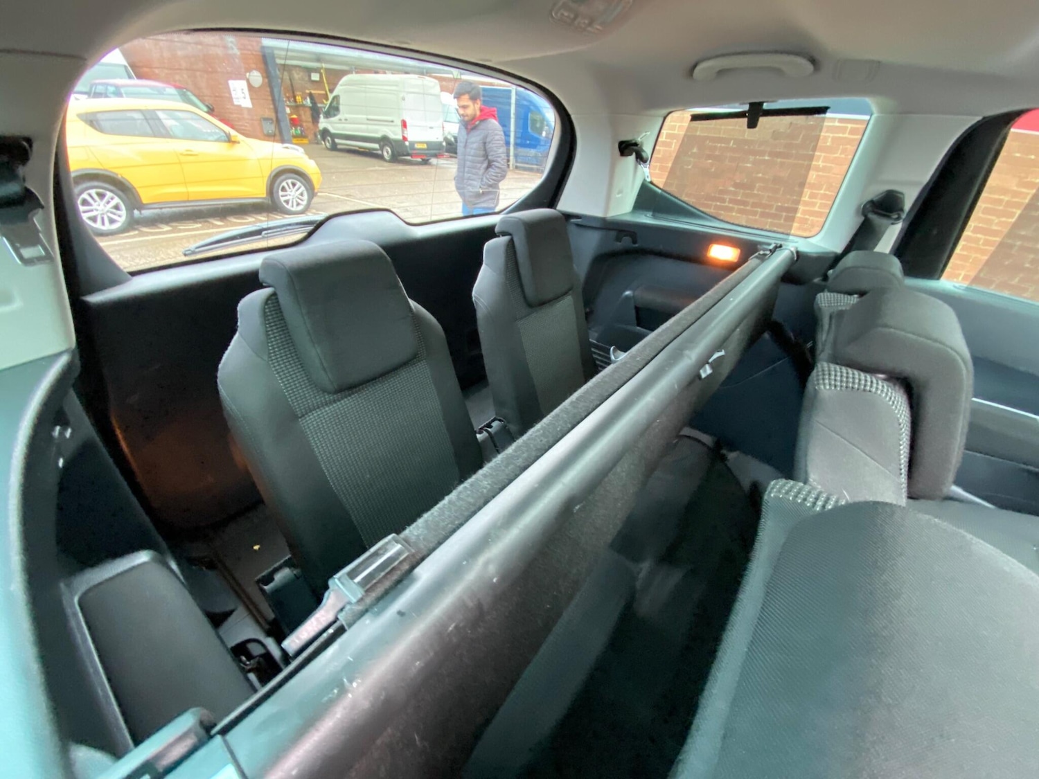 Used Peugeot 5008 2011 for sale - 76759416: Photo 29