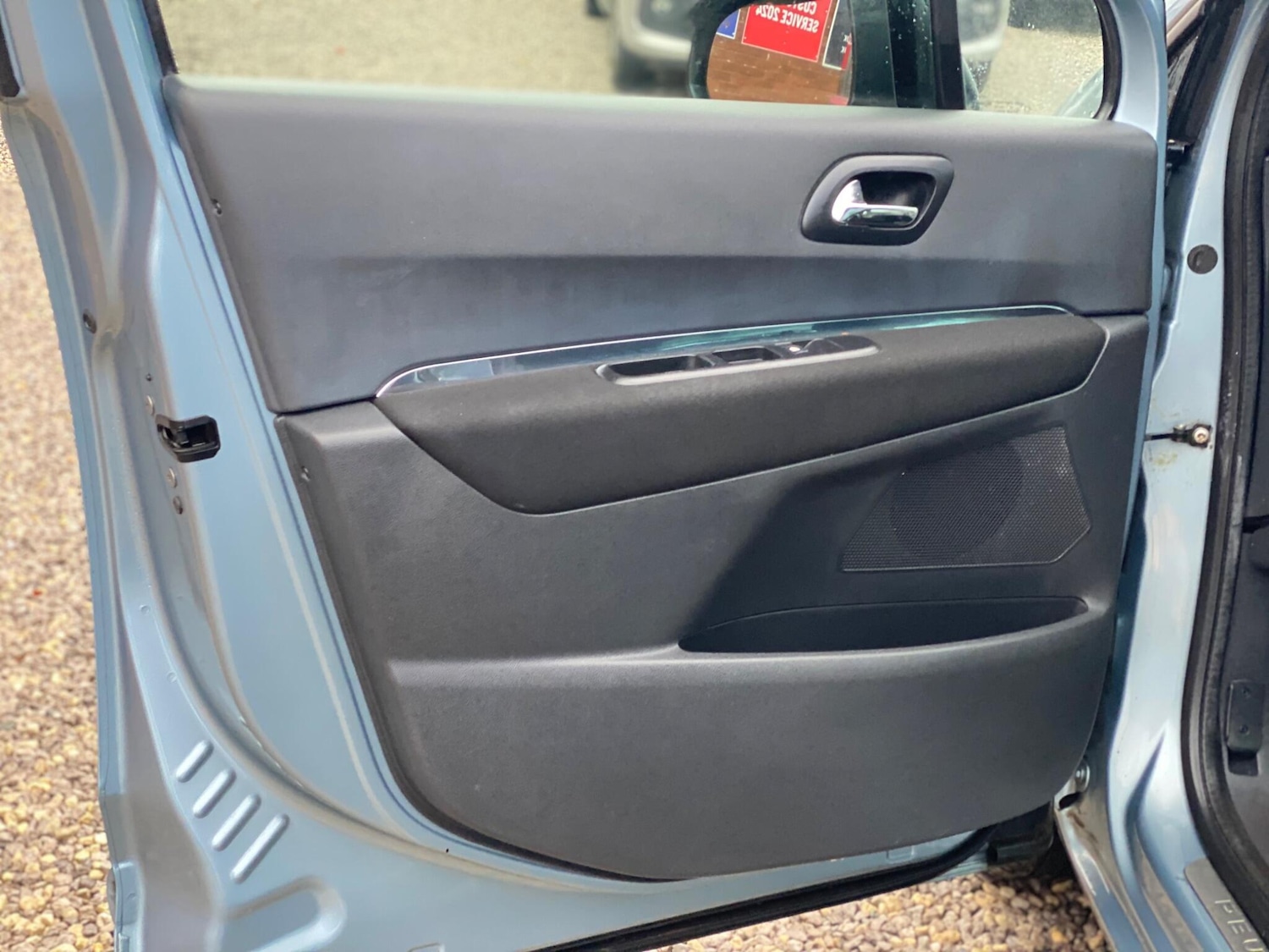 Used Peugeot 5008 2011 for sale - 76759416: Photo 41