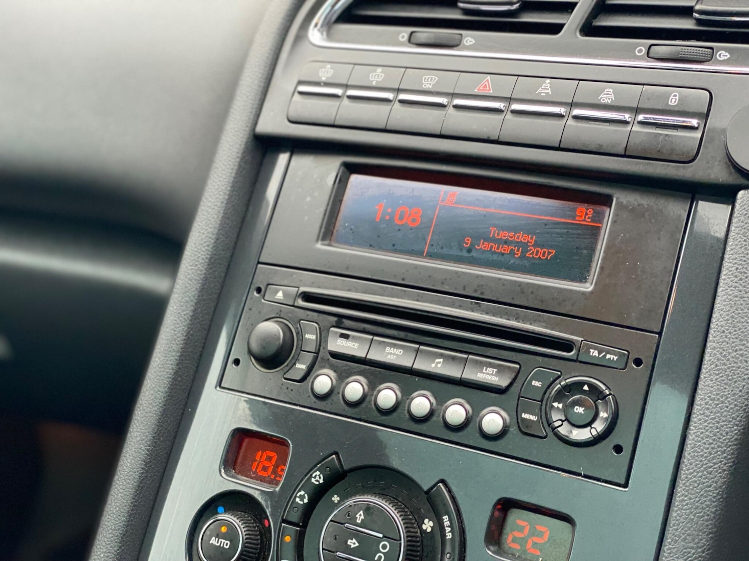 Used Peugeot 5008 2011 for sale - 76759416: Photo 45