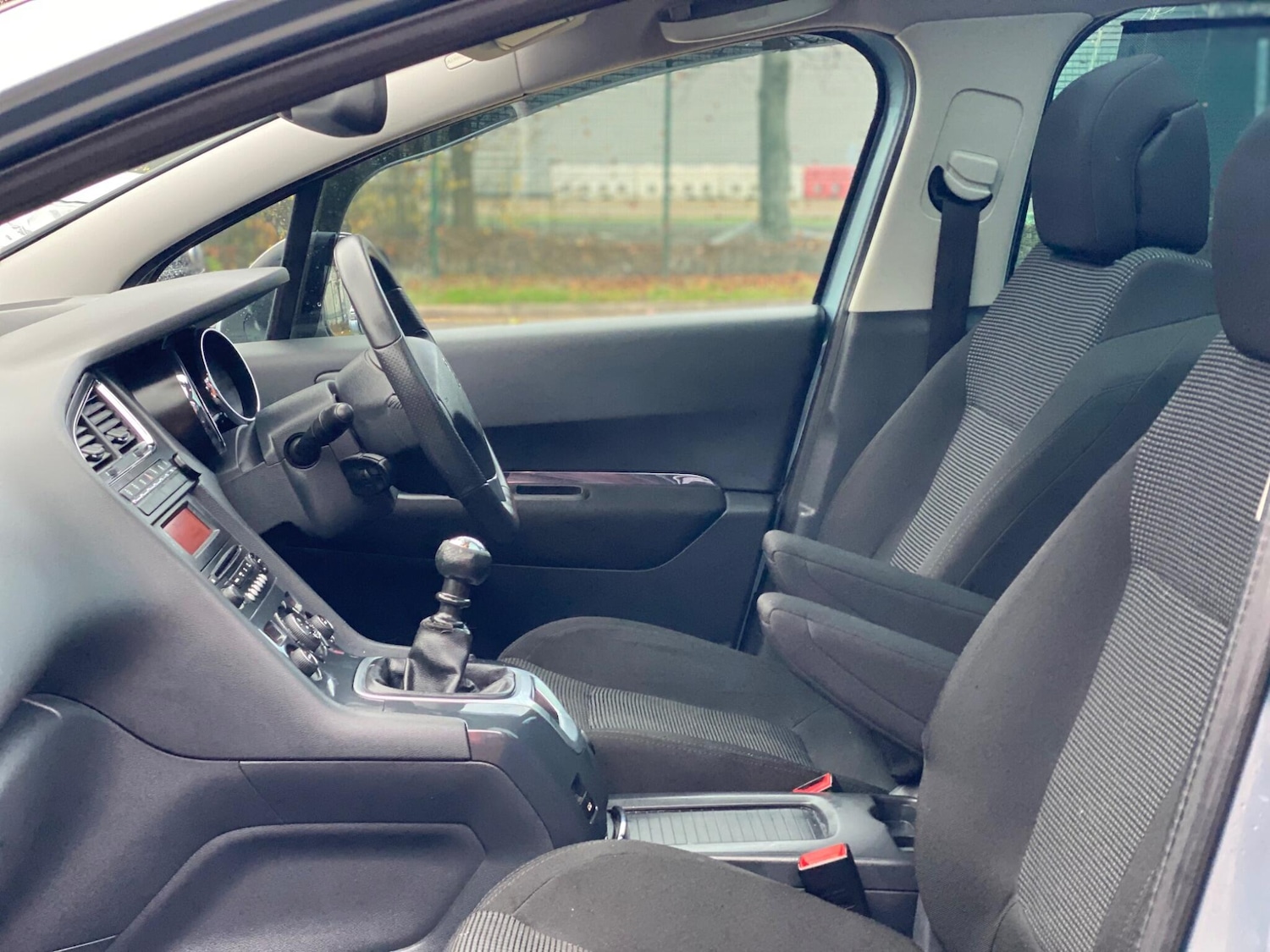 Used Peugeot 5008 2011 for sale - 76759416: Photo 57