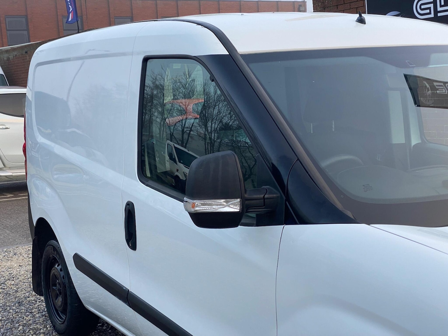 Used Vauxhall Combo 2014 for sale - 77015914: Photo 35