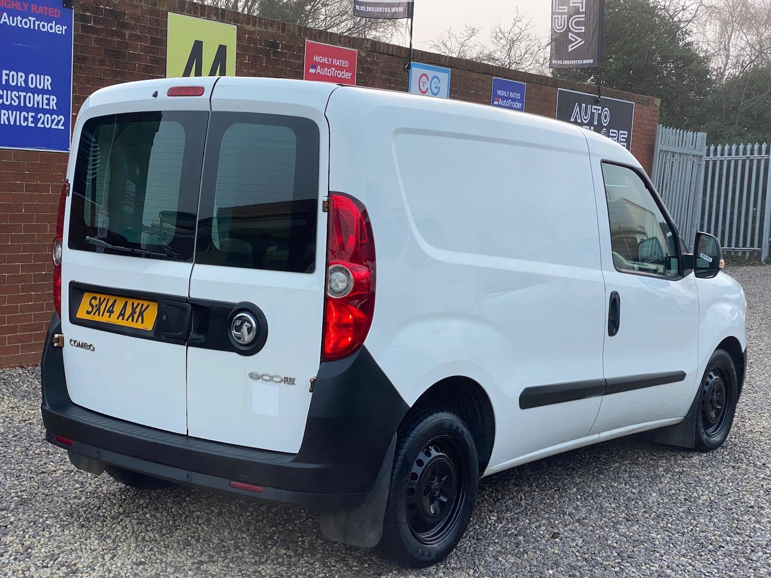 Used Vauxhall Combo 2014 for sale - 77015914: Photo 5