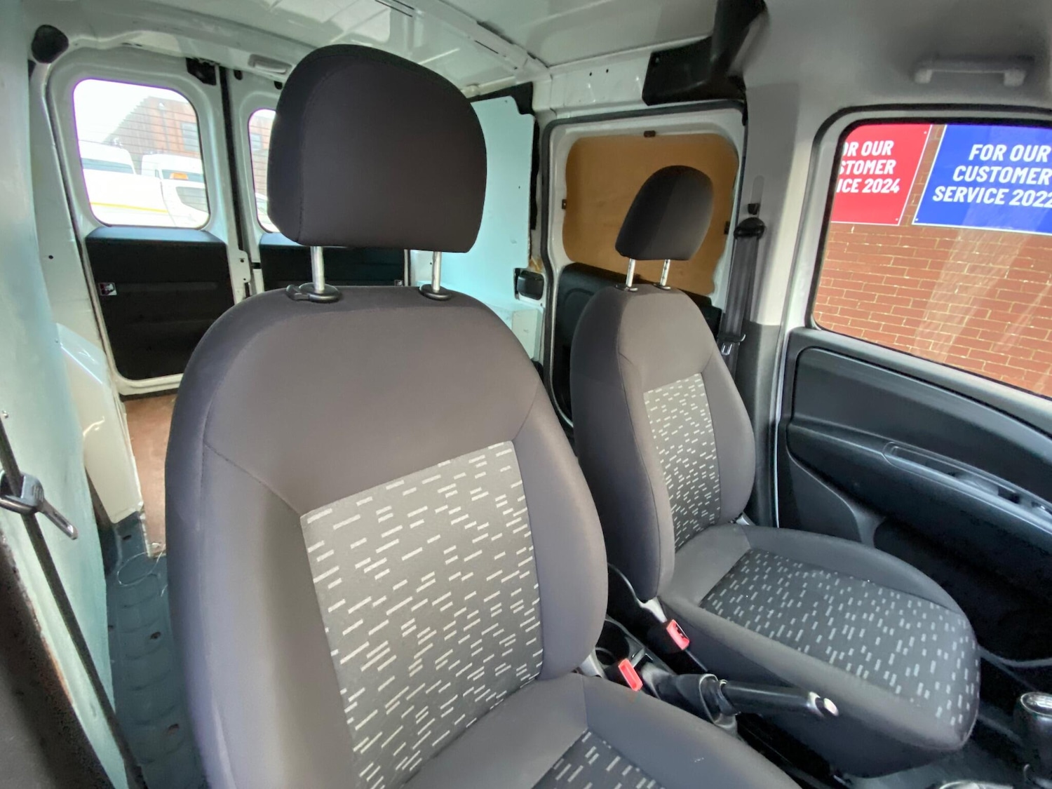 Used Vauxhall Combo 2014 for sale - 77015914: Photo 9