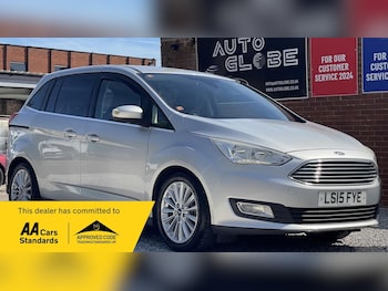 Used Ford Grand C-Max 2015 for sale - 79132790: Photo