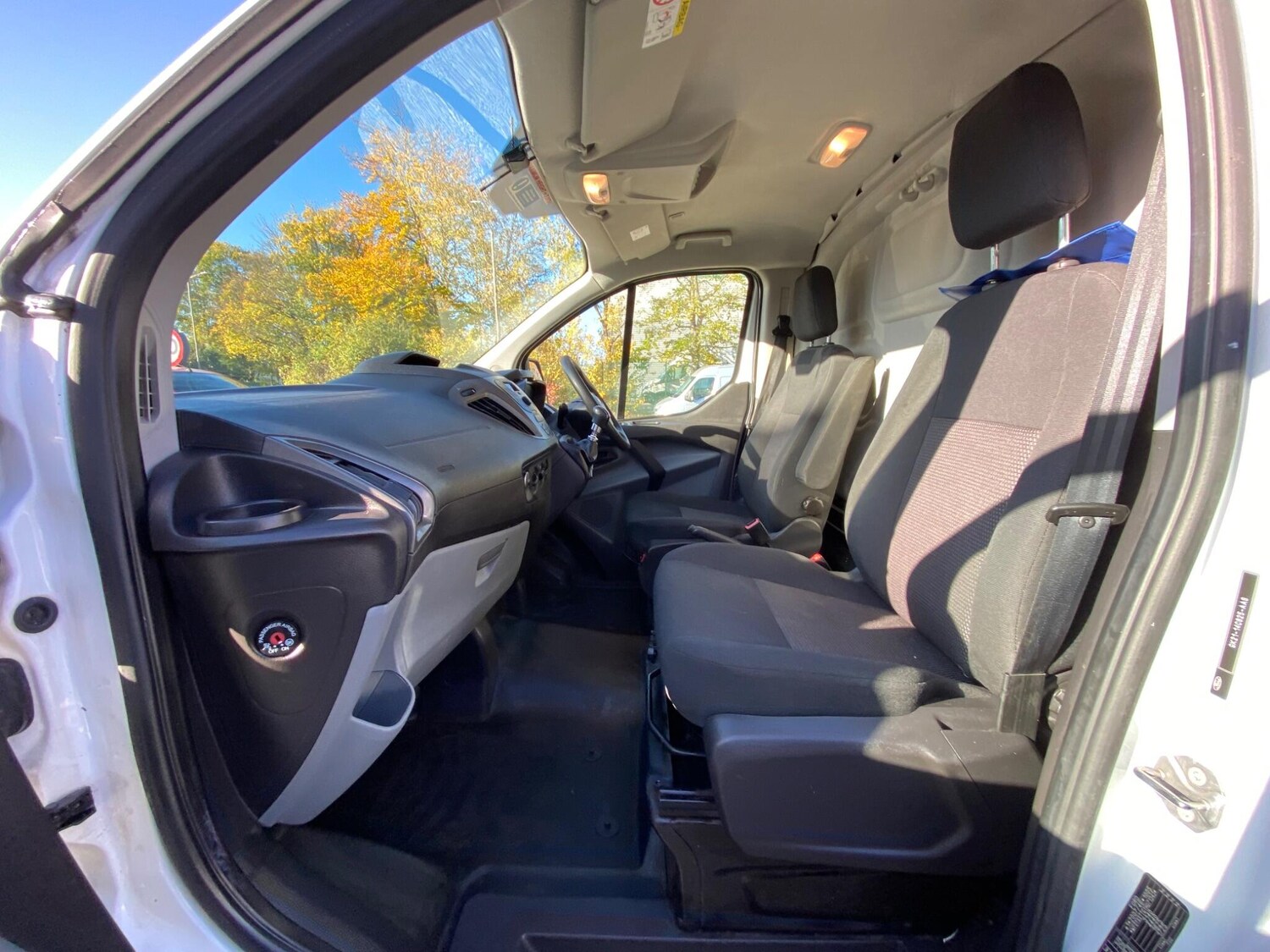 Used Ford Transit Custom 2017 for sale - 76360671: Photo 23