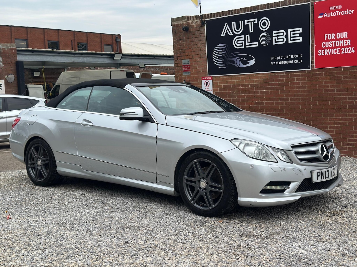 Used Mercedes-Benz E-Class 2013 for sale - 76152376: Photo 14