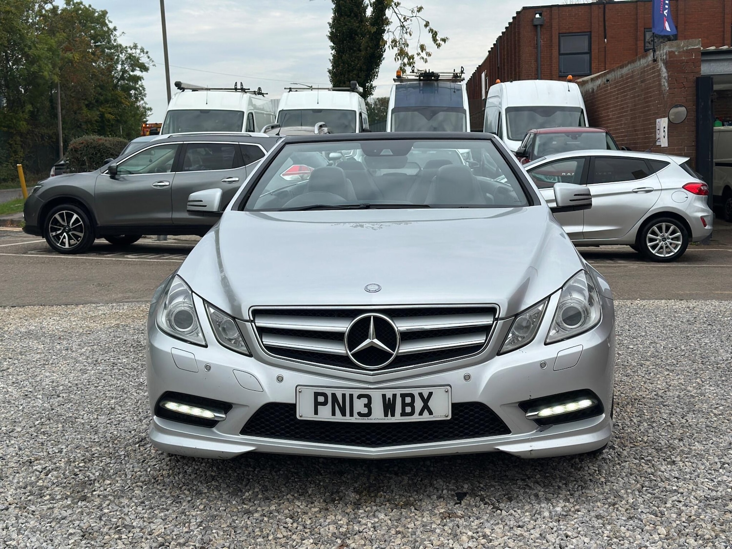 Used Mercedes-Benz E-Class 2013 for sale - 76152376: Photo 18