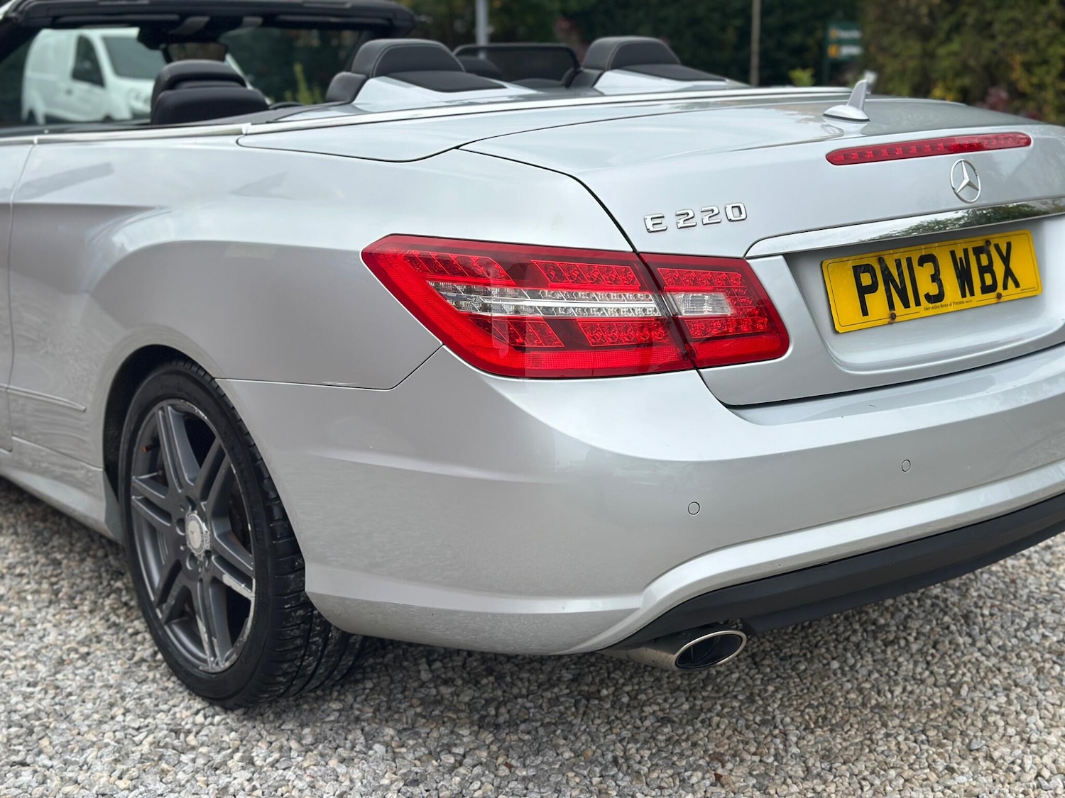 Used Mercedes-Benz E-Class 2013 for sale - 76152376: Photo 26