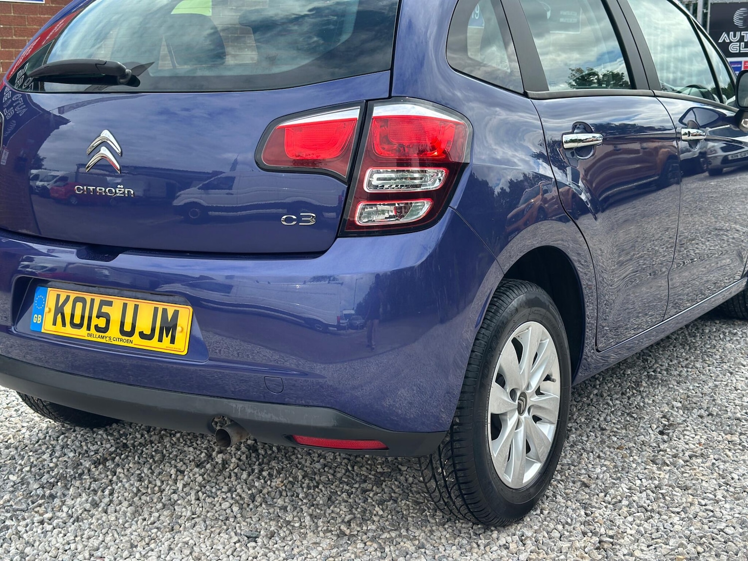 Vehicle 21