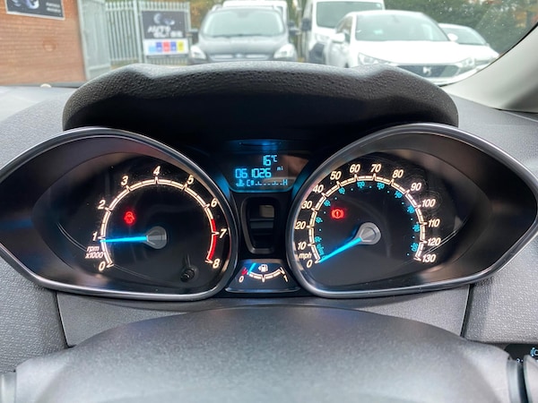 Used Ford Fiesta 2015 for sale - 76260043: Photo 10
