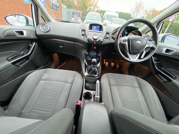 Used Ford Fiesta 2015 for sale - 76260043: Photo 13