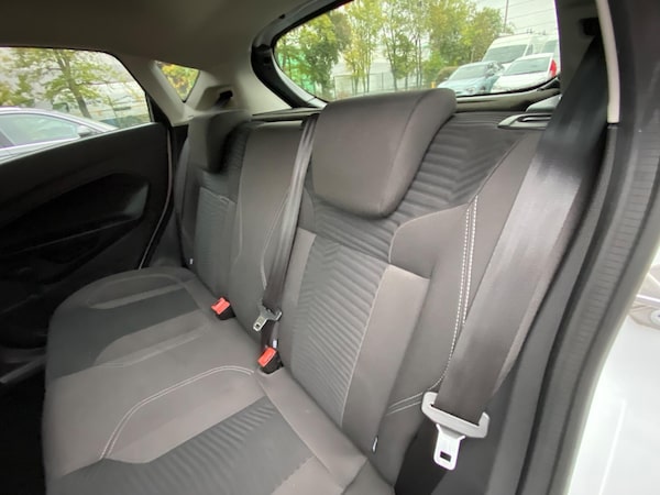 Used Ford Fiesta 2015 for sale - 76260043: Photo 15