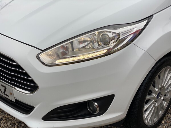 Used Ford Fiesta 2015 for sale - 76260043: Photo 44
