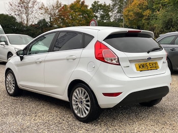 Used Ford Fiesta 2015 for sale - 76260043: Photo 4