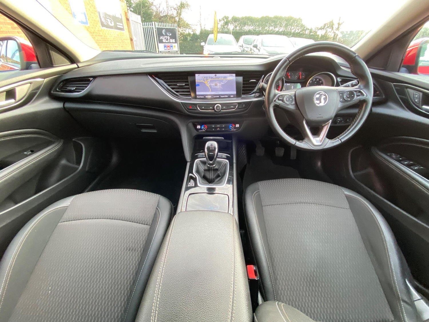 Used Vauxhall Insignia 2017 for sale - 77550545: Photo 8