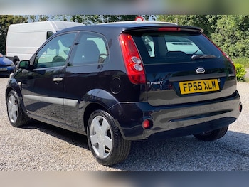 Used Ford Fiesta 2005 for sale - 78676049: Photo