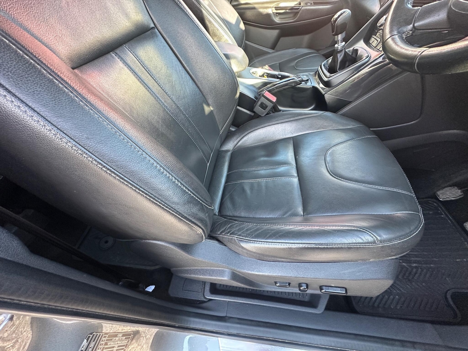 Used Ford Kuga 2014 for sale - 77853331: Photo 36