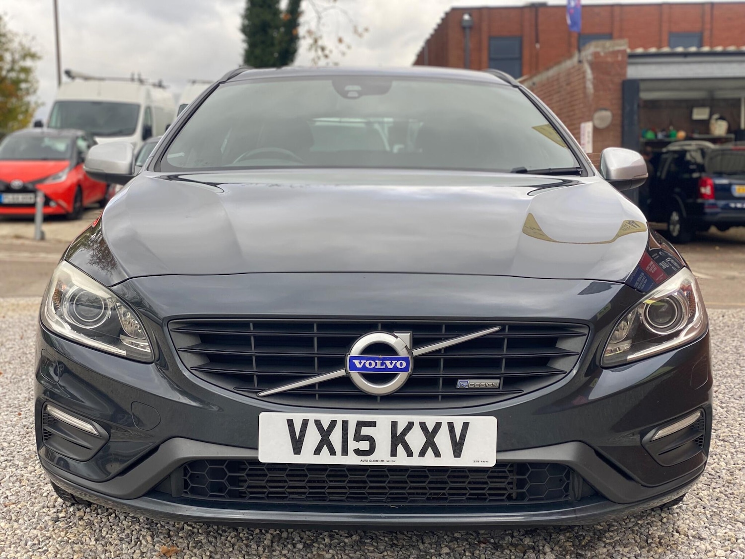 Used Volvo V60 2015 for sale - 76380810: Photo 14