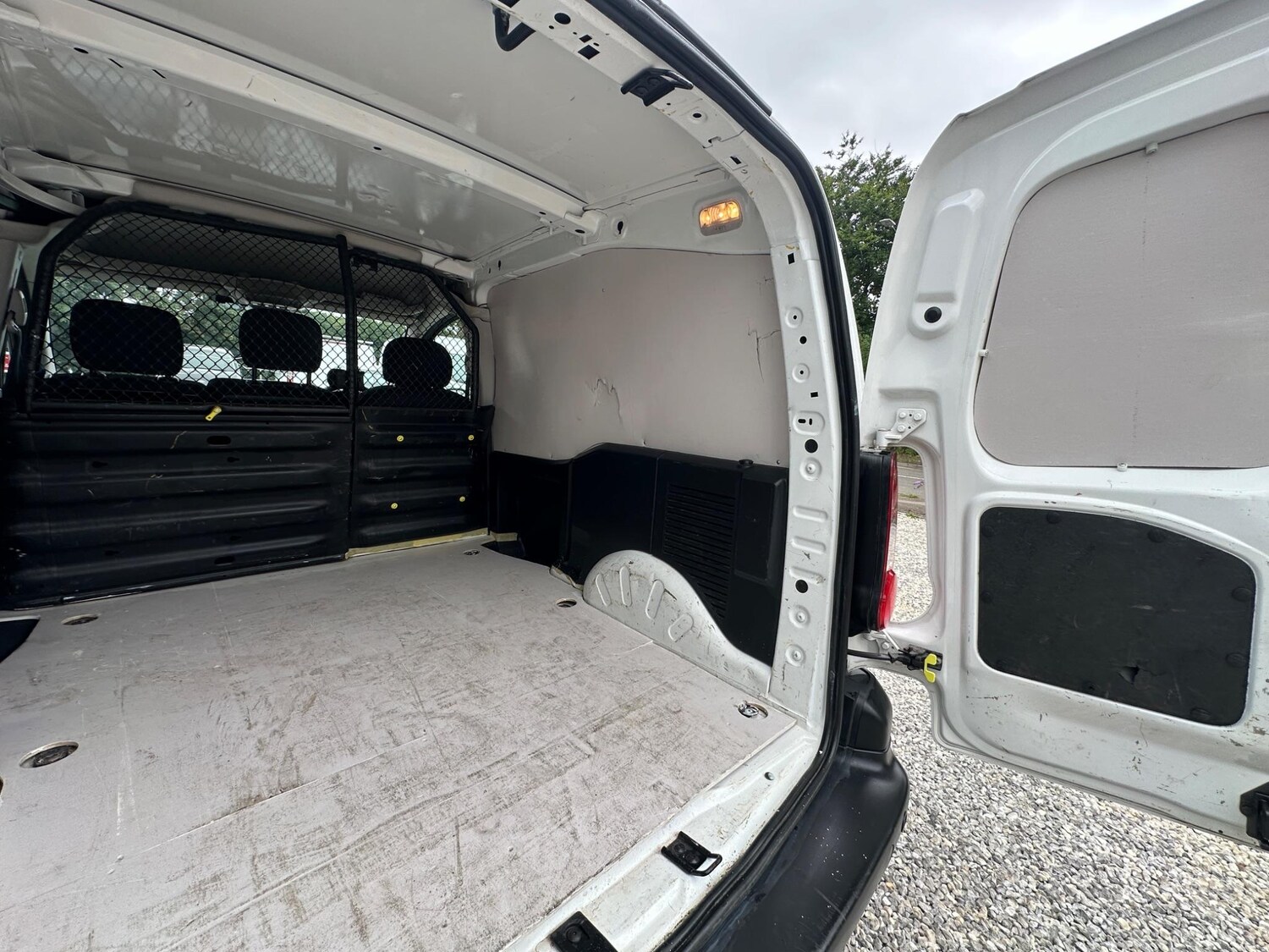 Vehicle 28