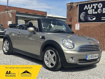 Used MINI Convertible 2009 for sale - 79532526: Photo
