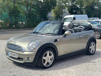 Used MINI Convertible 2009 for sale - 79532526: Photo