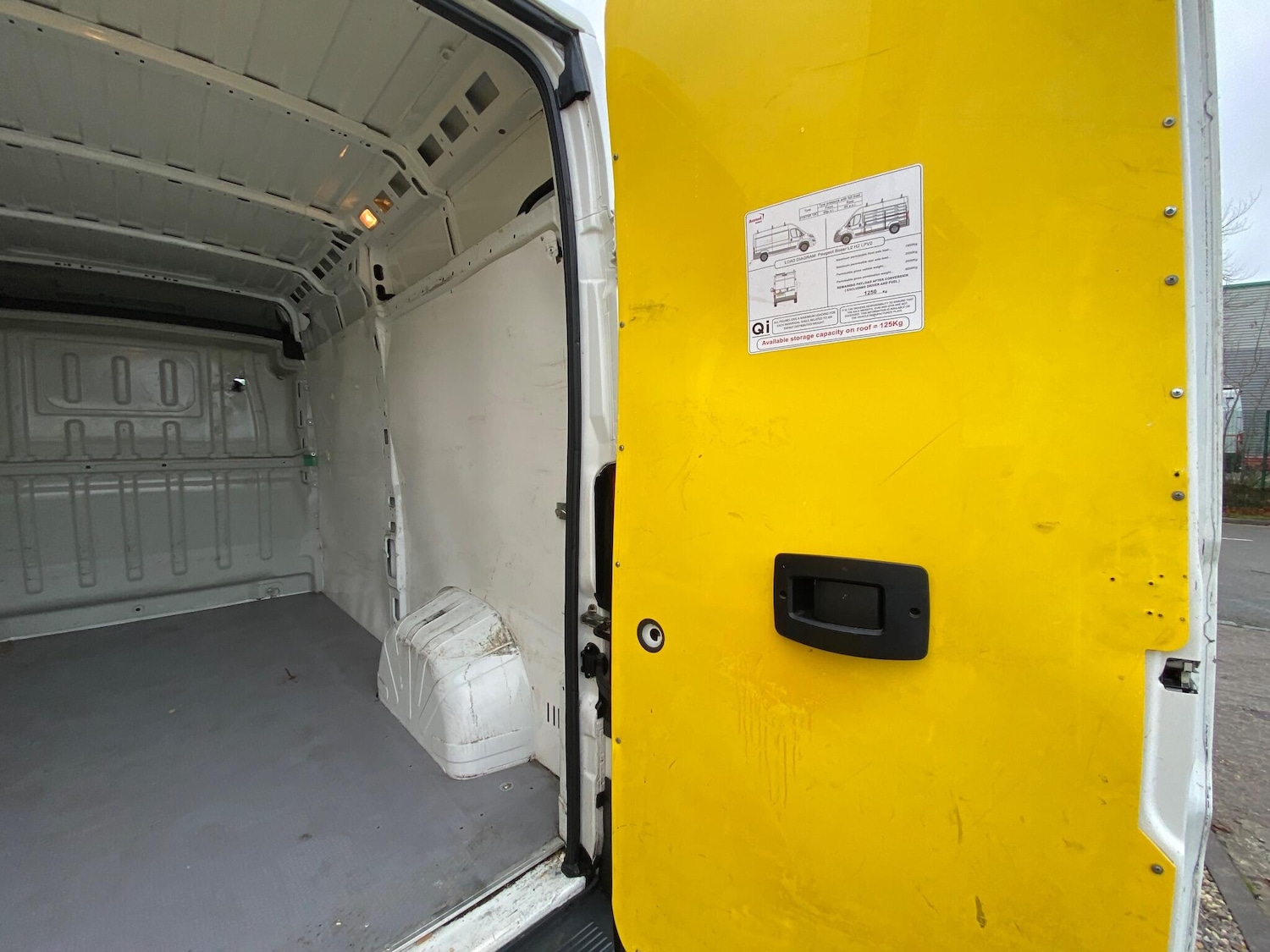 Used Peugeot Boxer 2018 for sale - 76952738: Photo 18